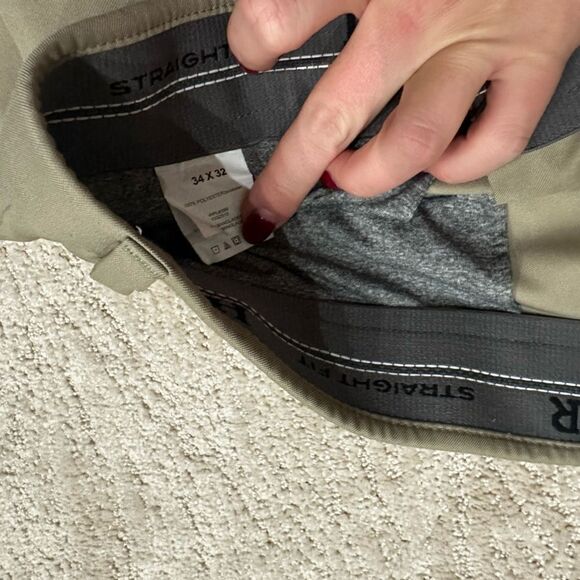 Men’s kahaki colored dress pants - Picture 2 of 3